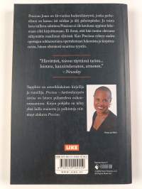 Precious : harlemilaistytön tarina