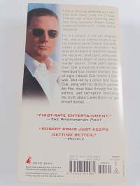 Chasing Darkness - An Elvis Cole Novel