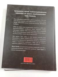 Kaikilla rintamilla : toisen maailmansodan historia