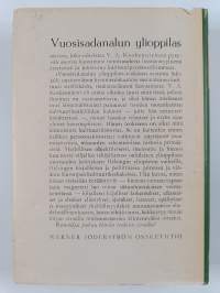 Vuosisadan alun ylioppilas
