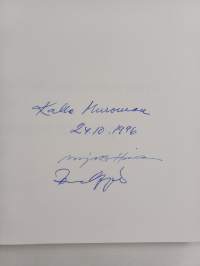Suomalainen rauhanturvatyö 40 vuotta = Finnish peace-keeping 40 years (signeerattu, tekijän omiste)