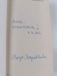 Kurpitsavaunut : runoja (signeerattu, tekijän omiste)