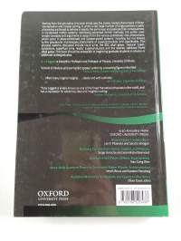Quantum liquids : Bose condensation and Cooper pairing in condensed-matter systems