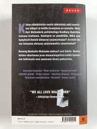 Askeleen jäljessä