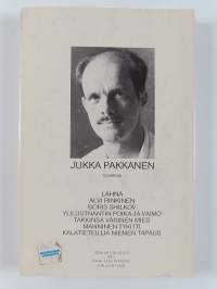 Takkinsa värinen mies : novelleja