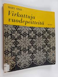 Virkattuja vuodepeitteitä