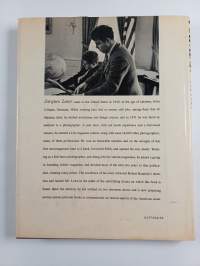 Portrait : the emergence of John F. Kennedy