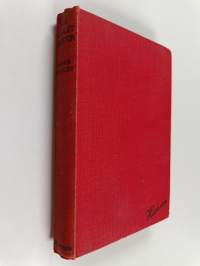 The scarlet impostor