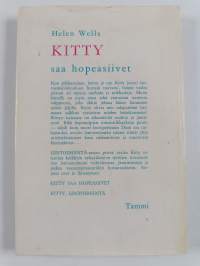 Kitty saa hopeasiivet