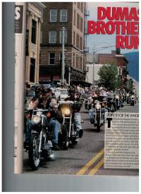 Biker N:o 178, Januari 2000. Tietoa moottori pyöristä ja varusteista.Kuvauksia yhdessä ajamisesta pitkiäkin matkoa. Sekä myöskin leiriytymistä kilpailuja jne.
