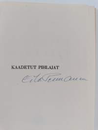 Kaadetut pihlajat (signeerattu)