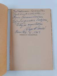 Ihmiselon shakkipeliä (signeerattu, tekijän omiste)