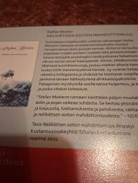 CD:llä kerottu kirja , 12 levyä ( lukua)  DDR:n ajoilta " Nelikätisen soiton mahdottonuus". BTJ äänikirjat / kaunokirjallisuus.