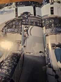 MN- 6 A helikopteri myyntiesite