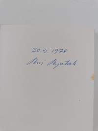 Kovikset : nuorisoromaani koulumaailmasta (signeerattu)