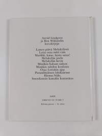 Taina Tomera auttaa mummia