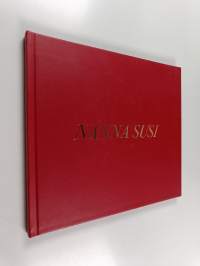 Nanna Susi : [maalauksia = paintings 2001-2005] Galleria Krista Mikkola, Forum Box, 3.11. - 27.11.2005