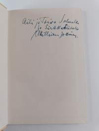 Riisuttu ihminen : mietteitä (signeerattu, tekijän omiste)