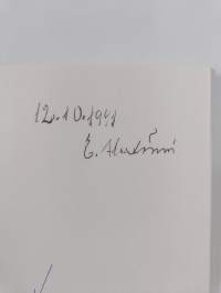 Kansanlauluja lapsille ja nuorille (signeerattu)