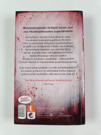 Pimeys keskellämme
