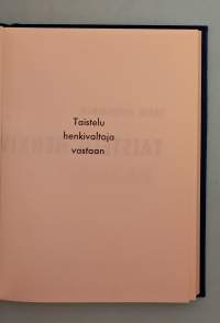 Taistelu henkivaltoja vastaan.  ( okkultismi, uskonnonfilosofia, kristinusko, dogmatiikka )