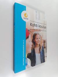 Kohti koulua : hemmasittare-malli kouluakäymättömien tukena