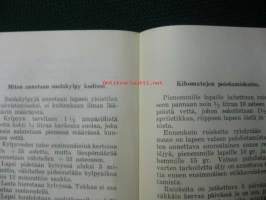 Neuvoja pikkulapsen ruokinnassa ja hoidossa, Voikan (Voikkaa) tehtaan neuvonta-asema. Ei kuvitusta. Vuosilukua ei mainittu