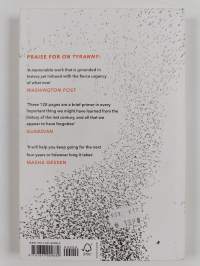 On tyranny : twenty lessons from the twentieth century