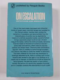 On escalation : metaphors and scenarios