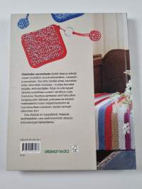 Käsitöiden aarreaitta : kudonta, neulominen, virkkaus