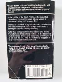 Sphere : a novel
