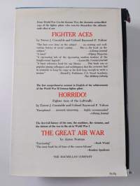 The bomber offensive : The exciting saga of the American and British strategic bomber offensive against Germany from 1939 to 1945