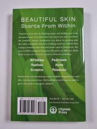 Clear Skin Detox : A Revolutionary Diet to Heal Your Skin from the Inside Out