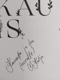 Aidosti kaunis : lempeän tehokasta ihonhoitoa (signeerattu)
