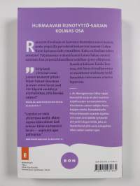 Runotyttö etsii tähteään