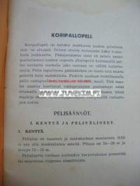 Pallopelejä
