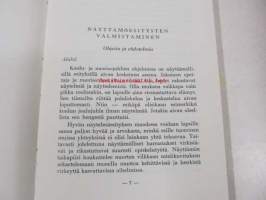Pikku näyttämön avuksi : Ohjelmistoa kouluille  ja nuorisojärjestöille