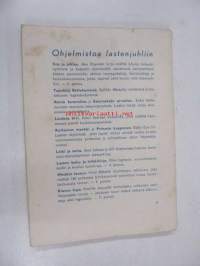 Iloa ja juhlaa II - Pienoisnäytelmiä ja muita esitystehtäviä kouluille ja kerhoille (kuv. Maija Karma)