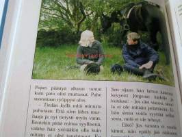 kadonneiden rahojen  arvoitus   arvoituskirja 2001