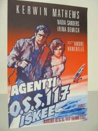 Agentti O.S.S. 117 iskee - Agent O.S.S. 117 slår till  -elokuvajuliste, Kerwin Mathews, Nadia Sanders, Irina Demich, Andre Hunebelle