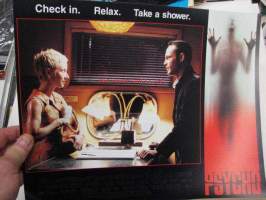 Universal Pictures / Psycho (Viggo Mortensen, Vince Vaughn, Julianne Moore) -elokuvan mainoskuvia &quot;kaappikuvia&quot;, myyntiin tarkoitettuja, 8 kpl, täysi sarja