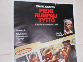 Pieni rumpalityttö - Den lilla trumslagarflickan -elokuvajuliste, Diane Keaton, Yorgo Voyagis, George Roy Hill