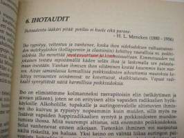 Terveyttä ja pitkää ikää vitamiineista ja hivenaineista