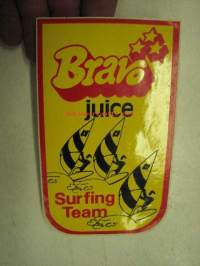 Bravo Juice Surfing Team -tarra