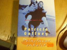 Pelastavat enkelit