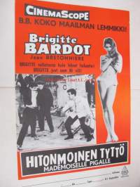 Hitonmoinen tyttö - Mademoiselle Pigalle -elokuvajuliste, Brigitte Bardot, Jean Bretonniere