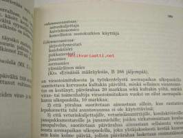 Rautatieasiain suurhakemisto B-osa (mm. 33 sivuinen kuvitettu osuus matkalipuista ja niiden ulkonäöstä)