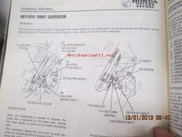 Honda VF750 Sports, VF750 Custom Shop Manual -korjaamokirja