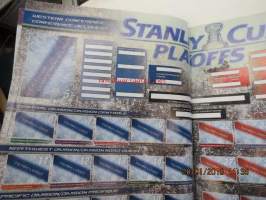 NHL / LNH Hockey 2011-12 Sticker Album / Album D´Autocollants -tarrakirja