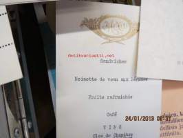 Ruokalistoja, menuja 1930-40 luvuilta noin 20 kpl